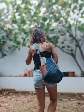 Sac Tulipe Bleu pétrole | Collection Douceur Velours