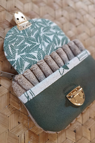 Porte monnaie zippé à rabat - Format Mini Feuillage vert, poche suédine.