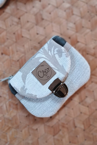 Porte monnaie zippé à rabat - Format Mini palmiers gris