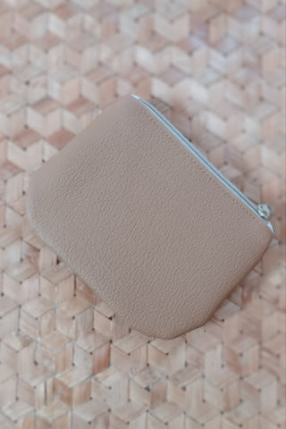 Porte monnaie zippé à rabat - Format Maxi - Mauve rosé fleuri. Suédine