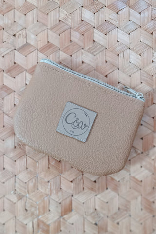 Porte monnaie zippé à rabat - Format Mini. Mauve rosé fleuri. Suédine