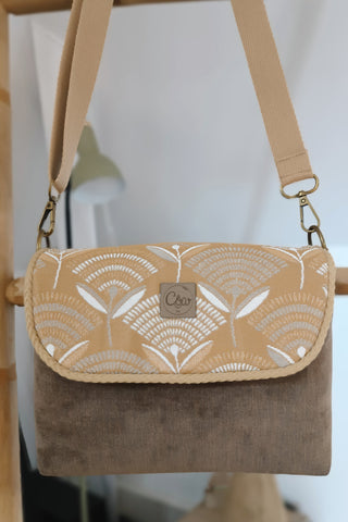 Rabat Mini - suédine chinée marron - symétrie fleurie