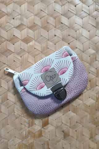 Porte monnaie zippé à rabat - Format Mini. Yeux roses - Velouté