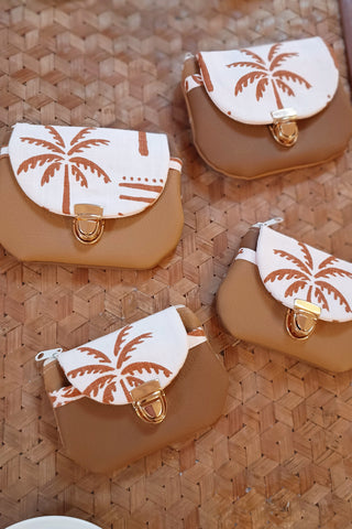 Porte monnaie zippé à rabat - Format Mini palmiers camel